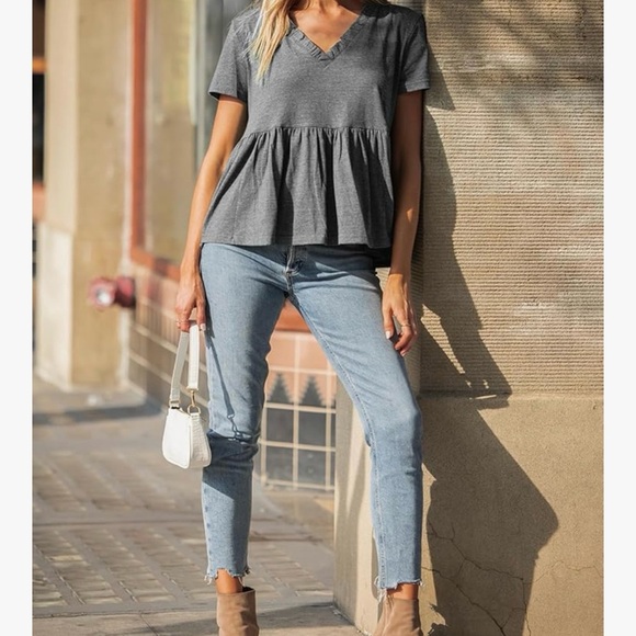 Gray Ruffle Hem Top - Picture 2 of 2